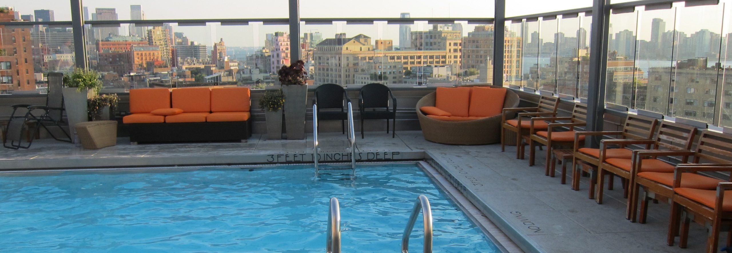 Read more about the article New York’s Dachterrassen und Roof-Top Pools